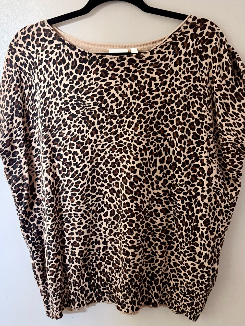 Cyrus Leopard Print Short Sleeve Knit Sweater Size L